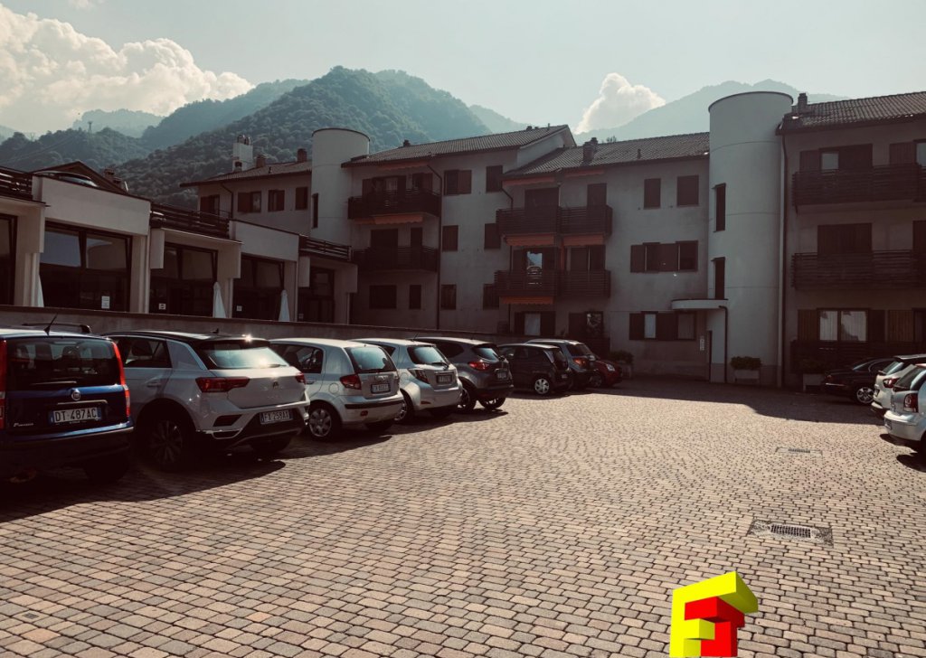 Vendita Appartamenti Moggio - TRILOCALE IN CONTESTO SIGNORILE CON PISCINA Località Valsassina